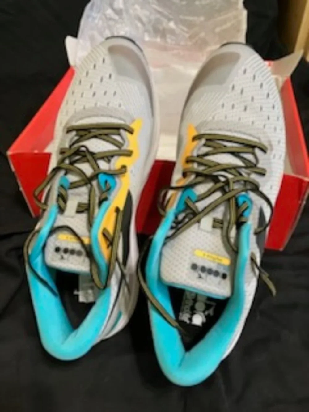 Diadora Men's Mythos Blueshield 6 running shoes